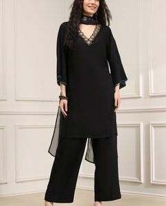 Stylish Ikat Black Dress